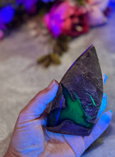 Load image into Gallery viewer, Volcano Agate Teardrop Freeform, UV Fluorescent Green Crystals