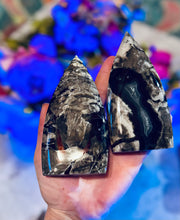 Load image into Gallery viewer, Volcano Agate Teardrop Freeform, UV Fluorescent Green Crystals