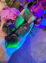 Load image into Gallery viewer, Volcano Agate Tumbled Freecubes, UV Green Fluorescent Minerals