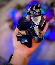 Load image into Gallery viewer, Volcano Agate Tumbled Freecubes, UV Green Fluorescent Minerals