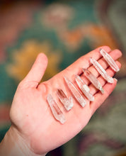 Load image into Gallery viewer, Vera Cruz Amethyst Points