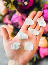 Load image into Gallery viewer, Aquamarine Specimens