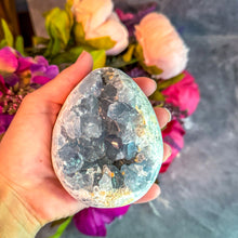 Load image into Gallery viewer, Ethically Sourced Large CELESTITE Eggs 400 grams+