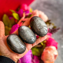 Load image into Gallery viewer, Silver Obsidian Palmstones
