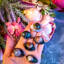 Load image into Gallery viewer, Enchanted Agate Eye Crystals, Metaphysical Supplies