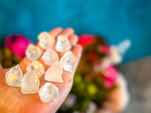 Load image into Gallery viewer, Apophyllite Pyramids, Apophyllite points, Raw apophyllite Tips