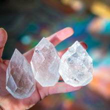 Load image into Gallery viewer, Clear Quartz Faceted Flames