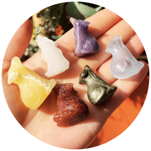 Load image into Gallery viewer, 3 CM Crystal Animals, Owls, Wolf, Axolotl