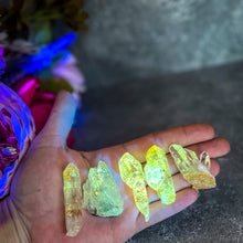 Load image into Gallery viewer, Firefly Petroleum Quartz Specimens from Madagascar