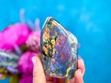 Load image into Gallery viewer, Rainbow Labradorite crystal Freeform