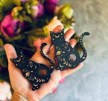 Load image into Gallery viewer, Black Cat Mini Crystal Sphere Stand, Witchy Crystal Holder, Mystical Cat Decor, Crystal Display Stand