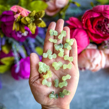 Load image into Gallery viewer, 10 Pc Prehnite Bowties, Rare Mineral Formation!