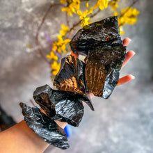 Load image into Gallery viewer, Raw Columbian Shungite