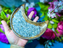 Load image into Gallery viewer, Bulk Crystal Chips, 1 Lb, Rose Quartz, Amethyst, Smoky Quartz, Carnelian, Labradorite, Citrine, Rainbow Moonstone, Black Tourmaline Chips