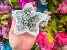 Load image into Gallery viewer, 4 oz LABRADORITE crystal chips