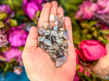 Load image into Gallery viewer, 4 oz LABRADORITE crystal chips