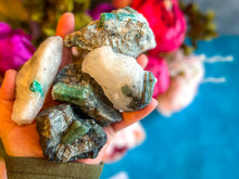 Load image into Gallery viewer, Raw Emerald Specimens