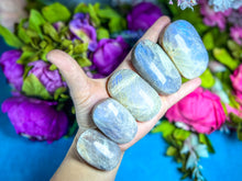 Load image into Gallery viewer, BLUE Moonstone Crystal Palmstones