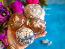 Load image into Gallery viewer, Flower Agate Palm Stones
