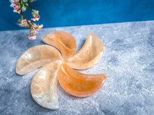 Load image into Gallery viewer, 4&quot; PEACH Selenite MOON Bowl
