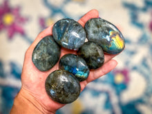 Load image into Gallery viewer, PRETTY Labradorite Palm Stone