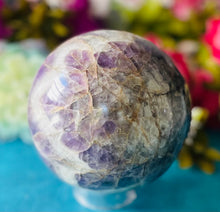 Load image into Gallery viewer, Chevron Amethyst Sphere