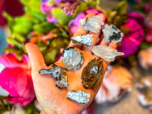 Load image into Gallery viewer, Raw Blue Barite Crystal Specimens