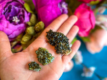 Load image into Gallery viewer, Raw Epidote Specimens from Pakistan, Epidot Crystals