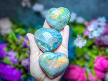 Load image into Gallery viewer, SUNSET Labradorite Crystal Hearts