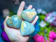 Load image into Gallery viewer, SUNSET Labradorite Crystal Hearts