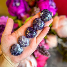 Load image into Gallery viewer, 3cm Dream Amethyst Crystal Hearts for Valentines Day Gifts, Chevron Amethyst
