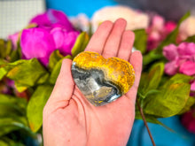 Load image into Gallery viewer, Bumble Bee Jasper heart
