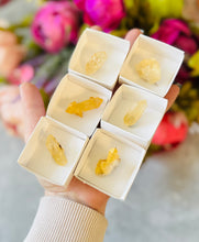 Load image into Gallery viewer, Golden Quartz from Switzerland
