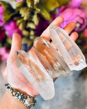 Load image into Gallery viewer, Lemurian Quartz Points, Lemurian Seed Quartz
