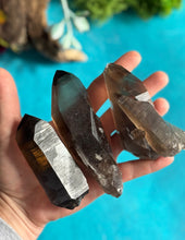 Load image into Gallery viewer, Smoky Lumurian Quartz Points, Lemurian Seed Quartz
