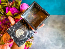 Load image into Gallery viewer, Ammonite Keepsake Box
