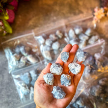 Load image into Gallery viewer, Bulk raw Celestite chunks, 150 gram bag, 7-9 pieces
