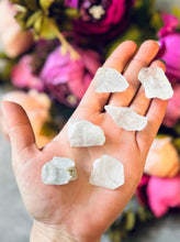 Load image into Gallery viewer, Aquamarine Specimens
