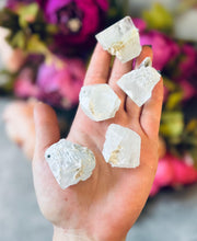 Load image into Gallery viewer, Aquamarine Specimens
