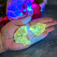 Load image into Gallery viewer, Firefly Petroleum Quartz Specimens from Madagascar
