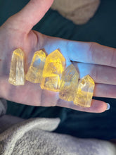 Load image into Gallery viewer, Phantom Powellite UV Reactive Towers – Quartz &amp; Light Amethyst from Bahia, Brazil

