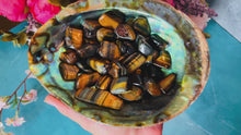 Load and play video in Gallery viewer, Large Gold Tigers Eye TUMBLED Stone, 1 Lb Bulk Bag, Wholesale Crystals
