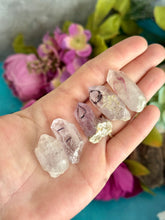 Load image into Gallery viewer, Rare ENHYDRO Vera Cruz Amethyst Points
