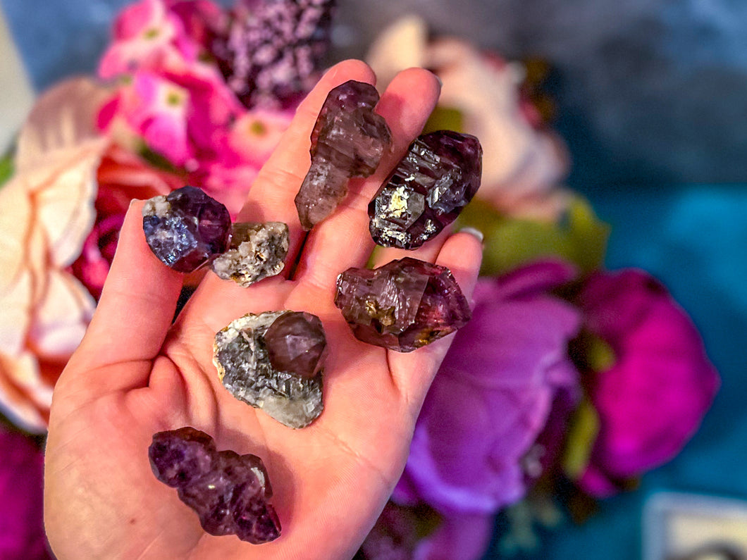 Raw Amethyst with Hematite Inclusions from Zimbabwe, Shangaan Amethyst
