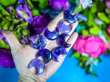 Load image into Gallery viewer, Amethyst Crescent Moon, 30mm
