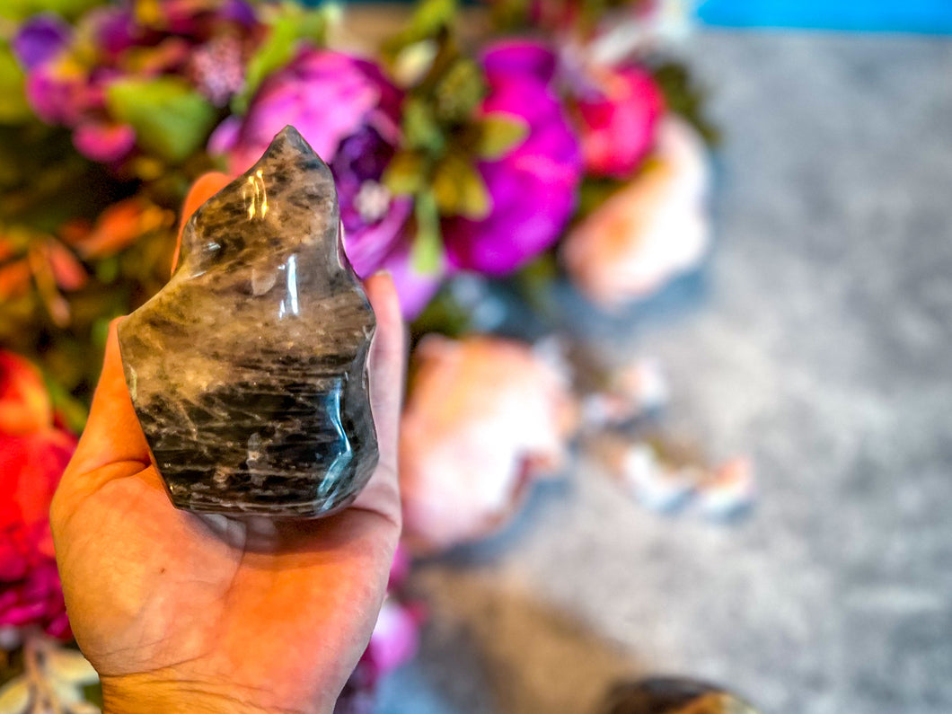 Black Moonstone Flames