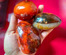 Load image into Gallery viewer, carnelian crystal Palm Stone

