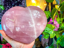 Load image into Gallery viewer, BEAUTIFUL 5Lb Rose Quartz heart WITH RAINBOWS
