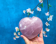 Load image into Gallery viewer, BEAUTIFUL Rose Quartz heart
