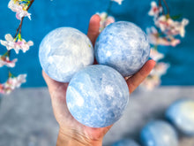 Load image into Gallery viewer, BLUE CALCITE crystal ball
